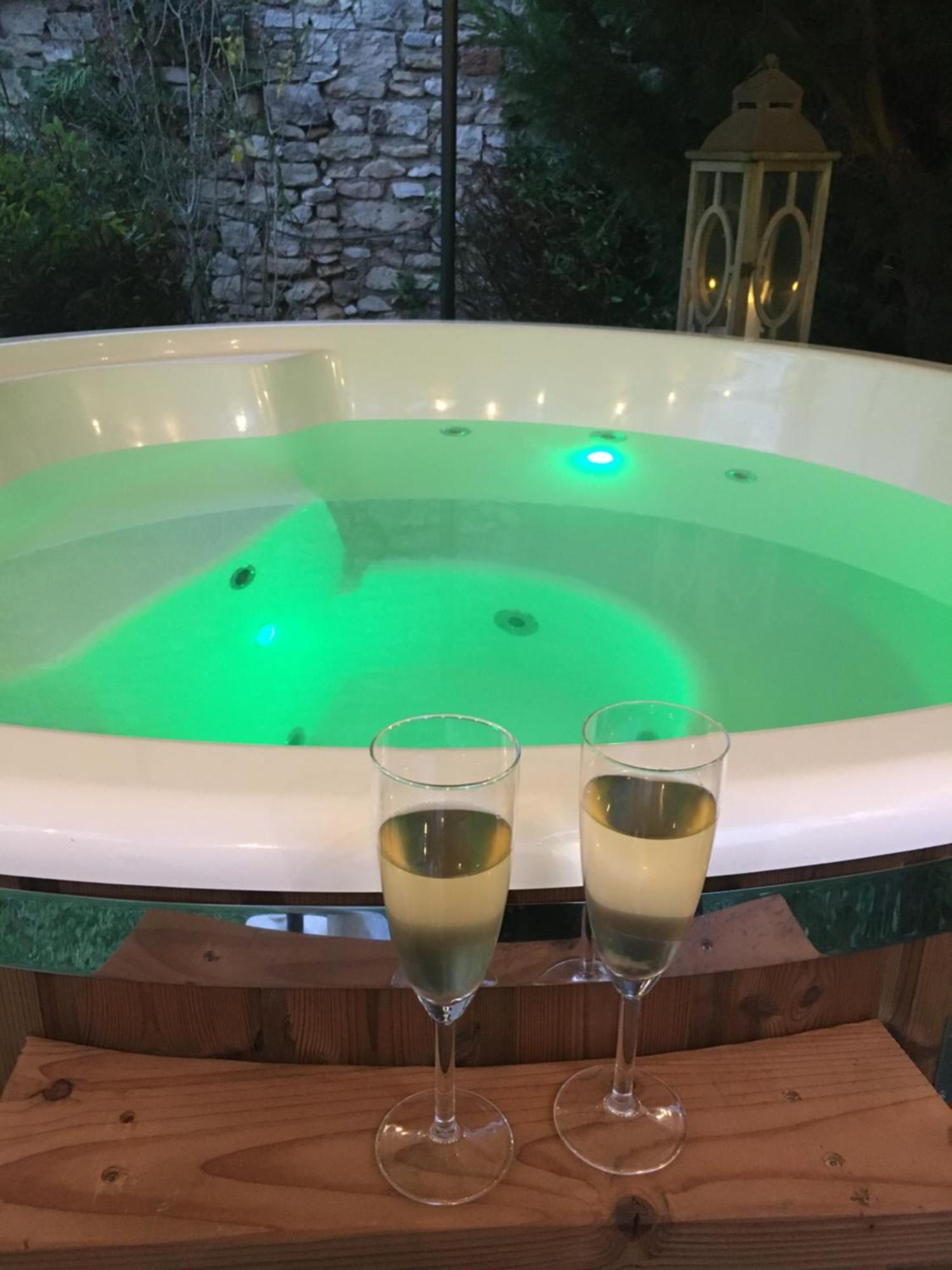 Paradis Fleuri Et Son Bain Nordique Chaussy  Exterior foto